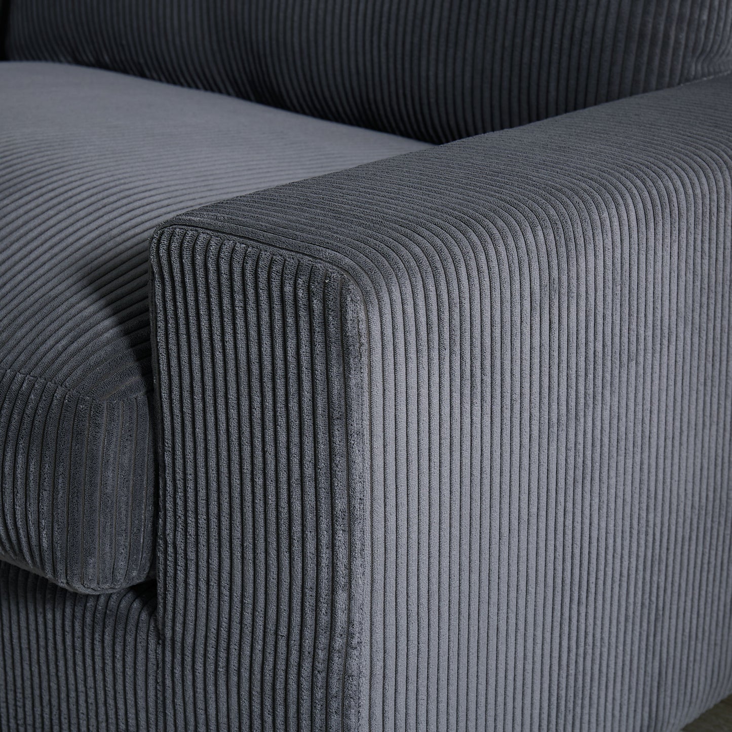 4 Seater Oversized Sectional Sofa With 2 Ottoman And 2 Pillows
