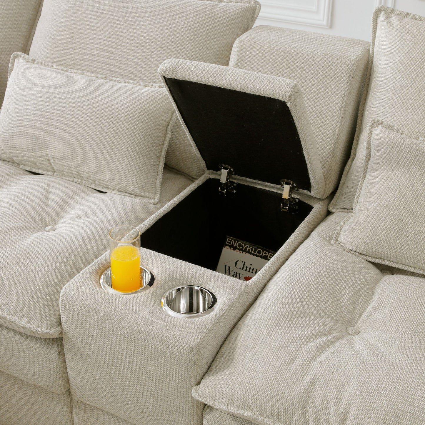 U Shaped Sofa With Console And Cupholders, 6 Seat
